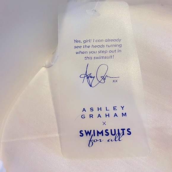 White Lace up Monokini One piece swimsuit - Picture 6 of 8